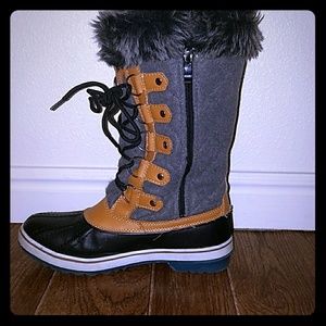 Snow boot